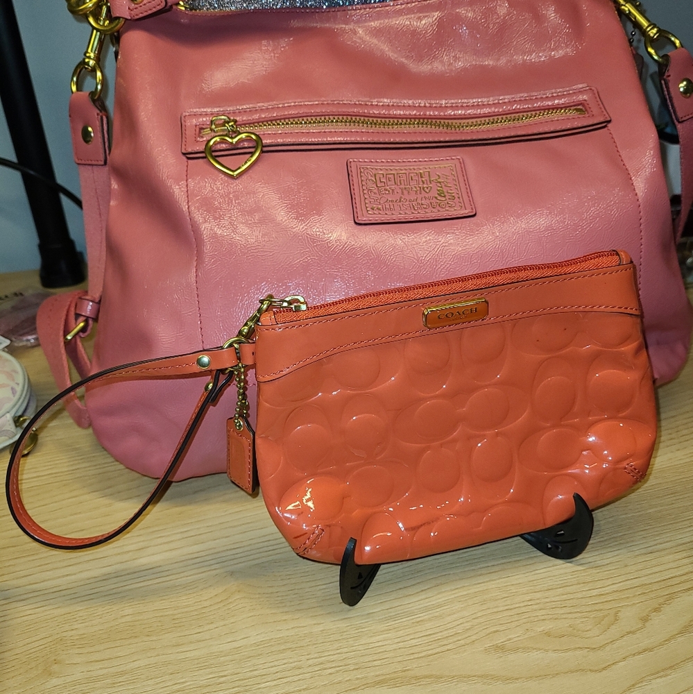 Coach Clutch Quilt Embossed Signature “C” Design Papaya Coral GUC - Picture 2 of 9